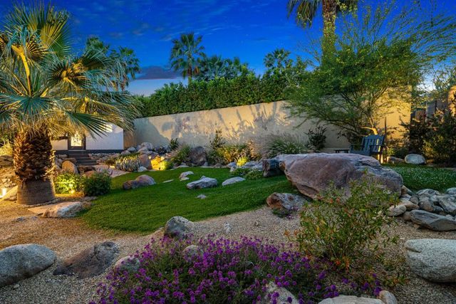 623 W Chino Canyon Road, Palm Springs, CA 92262