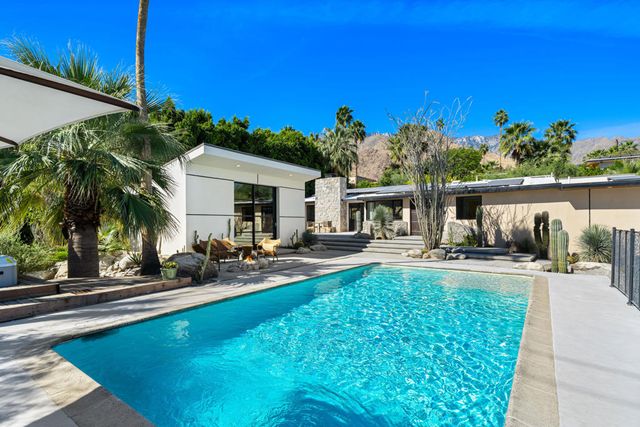 623 W Chino Canyon Road, Palm Springs, CA 92262