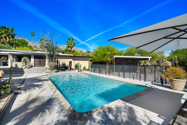 623 W Chino Canyon Road, Palm Springs, CA 92262