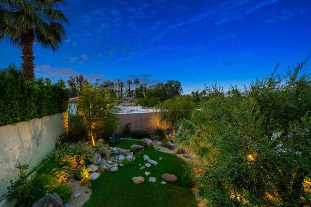 623 W Chino Canyon Road, Palm Springs, CA 92262