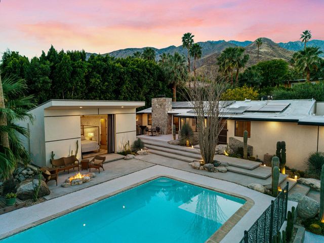 623 W Chino Canyon Road, Palm Springs, CA 92262