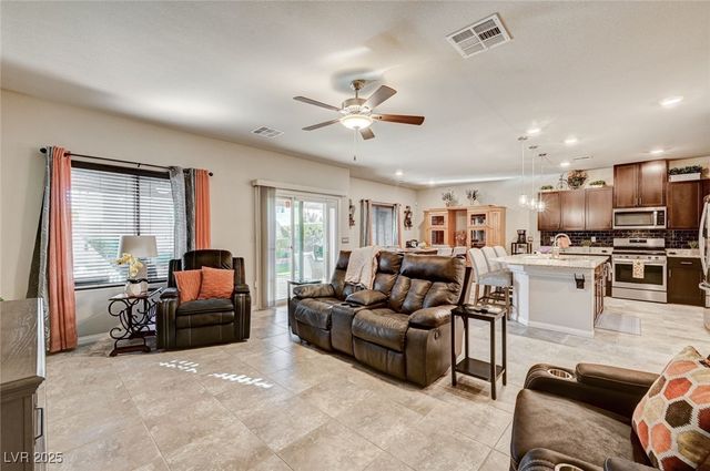 4035 Floating Fern Avenue, North Las Vegas, NV 89084