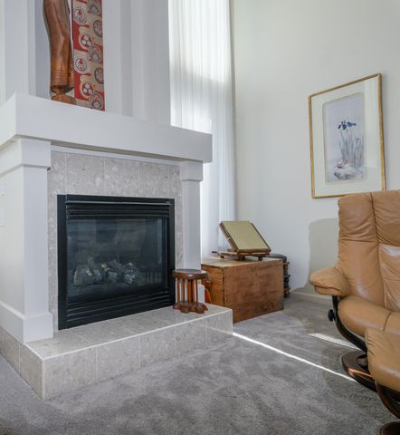 121 HIGHLAND WAYE, Jefferson City, MO 65101