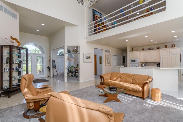 121 HIGHLAND WAYE, Jefferson City, MO 65101