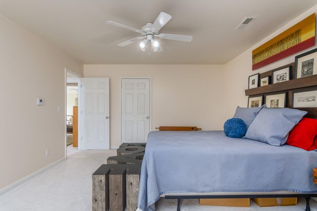 121 HIGHLAND WAYE, Jefferson City, MO 65101