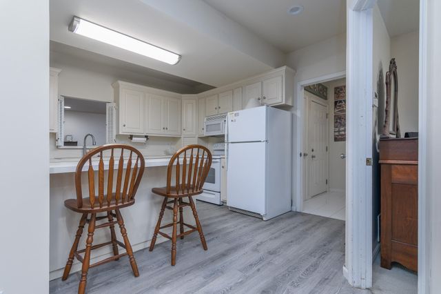 121 HIGHLAND WAYE, Jefferson City, MO 65101