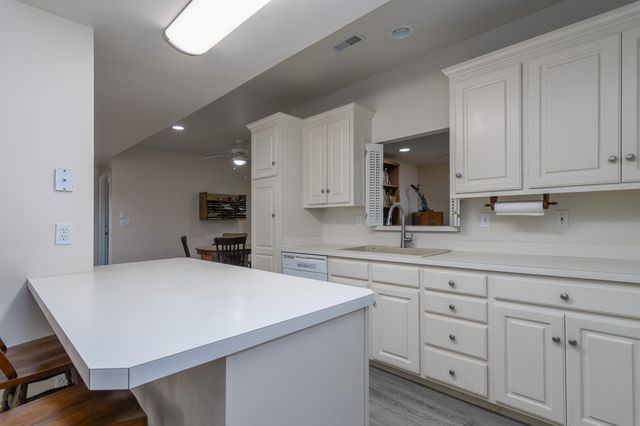 121 HIGHLAND WAYE, Jefferson City, MO 65101