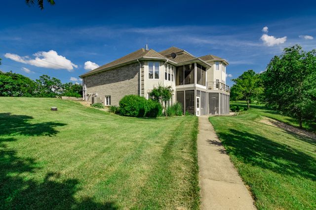 121 HIGHLAND WAYE, Jefferson City, MO 65101