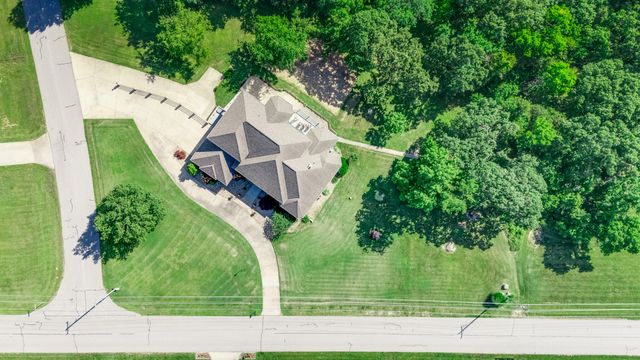 121 HIGHLAND WAYE, Jefferson City, MO 65101