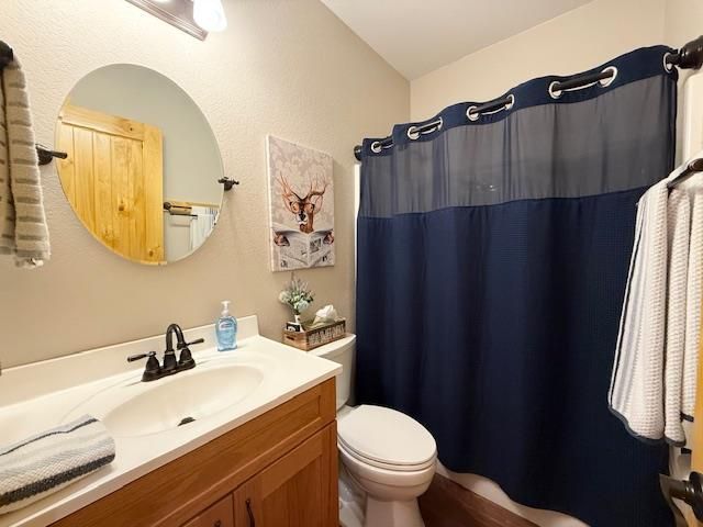 215 Vineyard Creek Way, Murphy, NC 28906