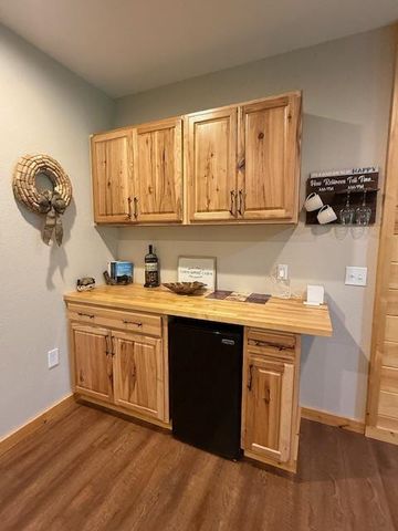 215 Vineyard Creek Way, Murphy, NC 28906