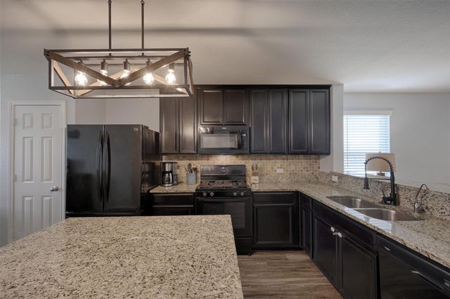 17831 Ryegrass Trail, Hockley, TX 77447