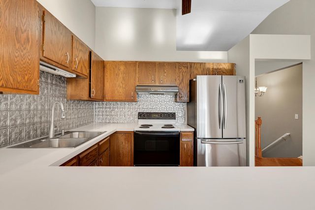 328 River Woods Lane, Burnsville, MN 55337