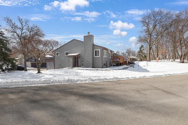 328 River Woods Lane, Burnsville, MN 55337