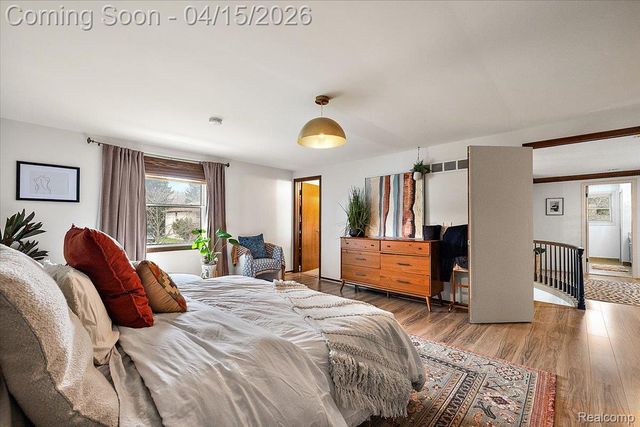 1732 Kilburn Road N, Rochester Hills, MI 48306