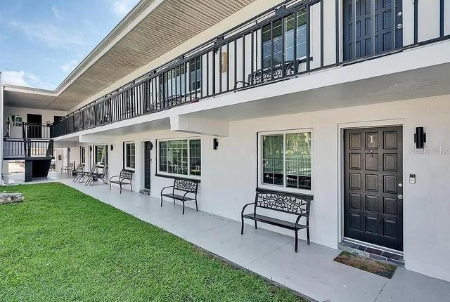 223 DOLPHIN POINT, Clearwater Beach, FL 33767