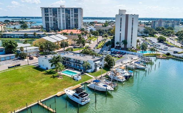 223 DOLPHIN POINT, Clearwater Beach, FL 33767