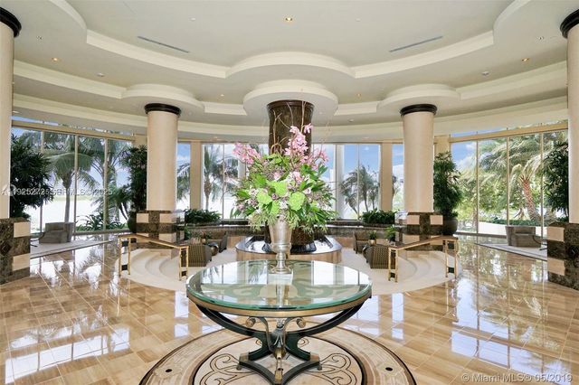 2800 ISLAND BLVD 902, Aventura, FL 33160