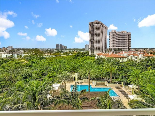 2800 ISLAND BLVD 902, Aventura, FL 33160