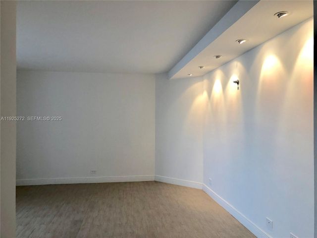 2800 ISLAND BLVD 902, Aventura, FL 33160