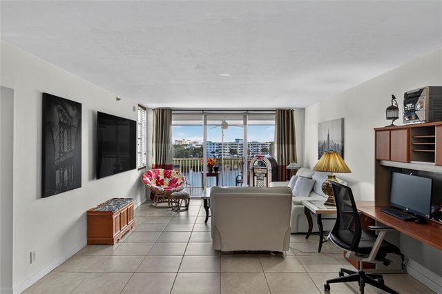 2900 N Course Drive 607, Pompano Beach, FL 33069