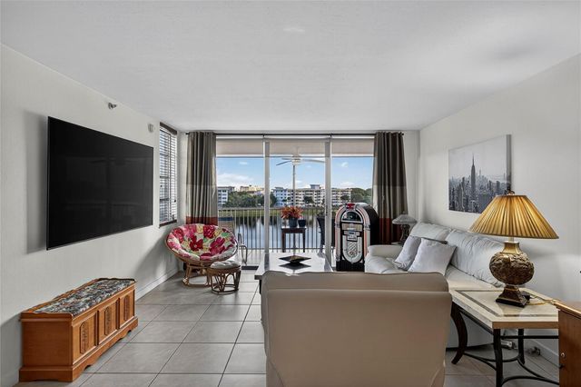 2900 N Course Drive 607, Pompano Beach, FL 33069