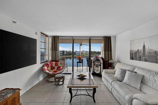 2900 N Course Drive 607, Pompano Beach, FL 33069