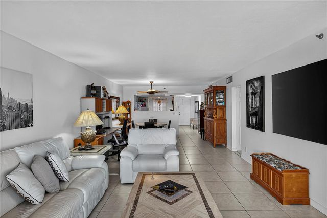 2900 N Course Drive 607, Pompano Beach, FL 33069
