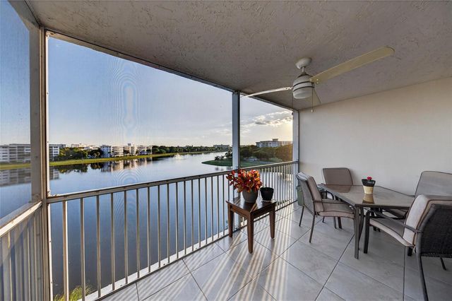 2900 N Course Drive 607, Pompano Beach, FL 33069