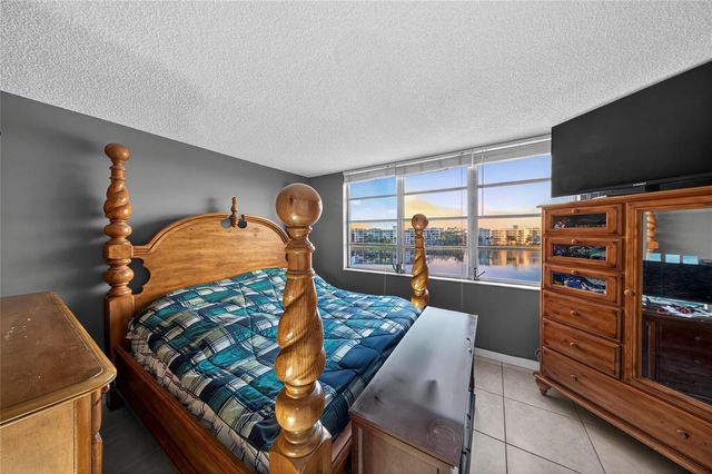 2900 N Course Drive 607, Pompano Beach, FL 33069