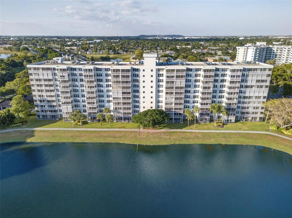 2900 N Course Drive 607, Pompano Beach, FL 33069