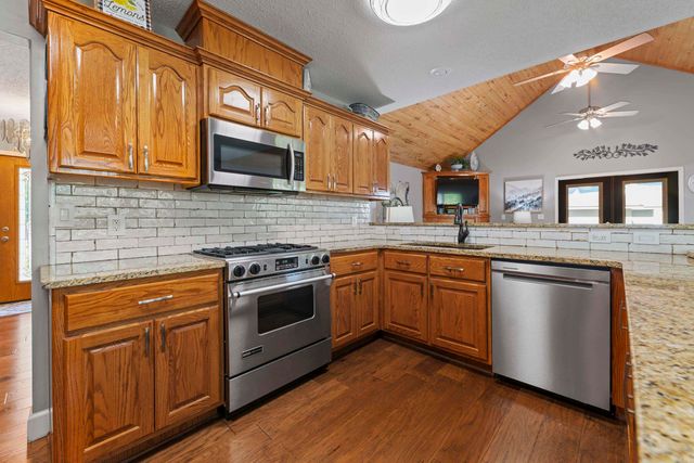 1408 Lee Place, Heber Springs, AR 72543