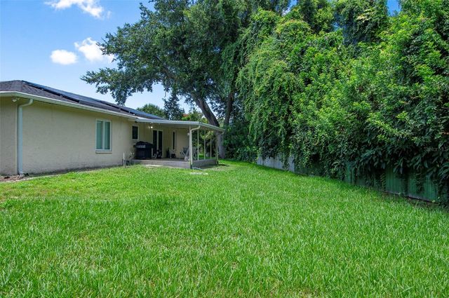 11329 110TH COURT, Largo, FL 33778