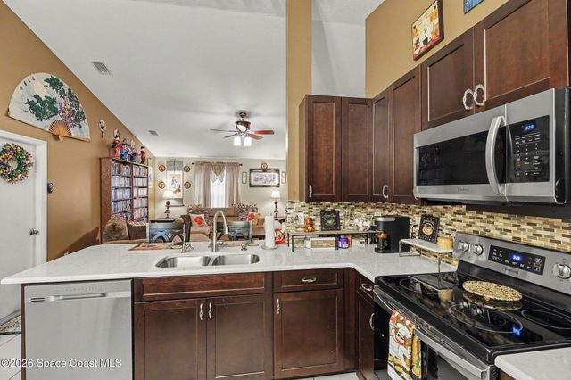 474 El Dorado Avenue SE, Palm Bay, FL 32909