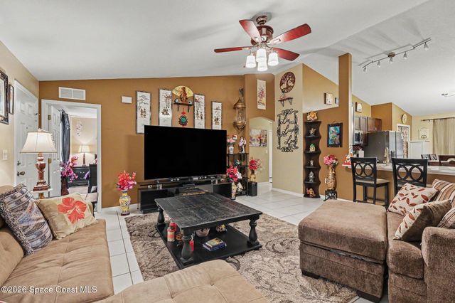 474 El Dorado Avenue SE, Palm Bay, FL 32909