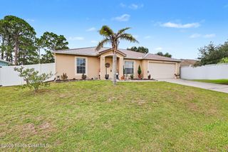 474 El Dorado Avenue SE, Palm Bay, FL 32909