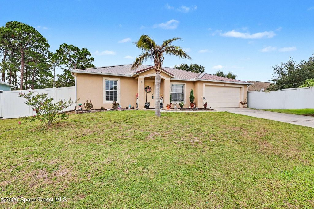 474 El Dorado Avenue SE, Palm Bay, FL 32909