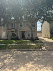 16867 Mammoth Springs Drive, Hockley, TX 77095
