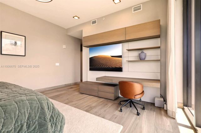 3581 E Glencoe St 309, Miami, FL 33133