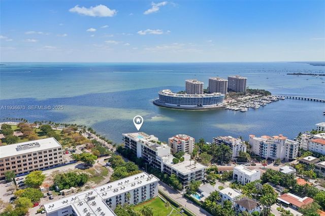 3581 E Glencoe St 309, Miami, FL 33133