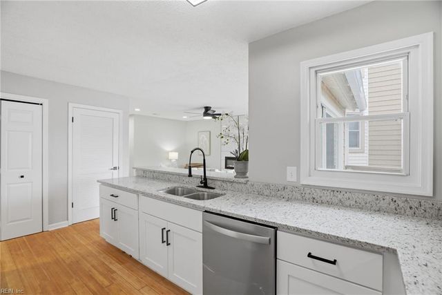 1634 E Ocean View Ave Apt 2E, Norfolk, VA 23503