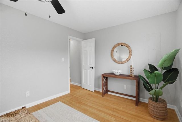 1634 E Ocean View Ave Apt 2E, Norfolk, VA 23503