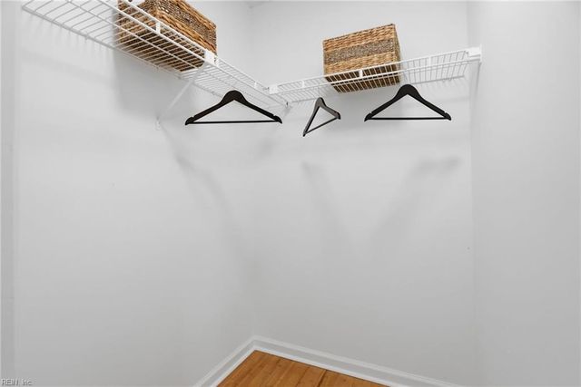 1634 E Ocean View Ave Apt 2E, Norfolk, VA 23503