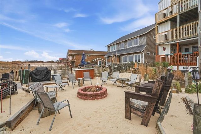 1634 E Ocean View Ave Apt 2E, Norfolk, VA 23503