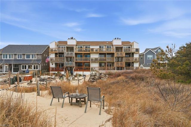 1634 E Ocean View Ave Apt 2E, Norfolk, VA 23503