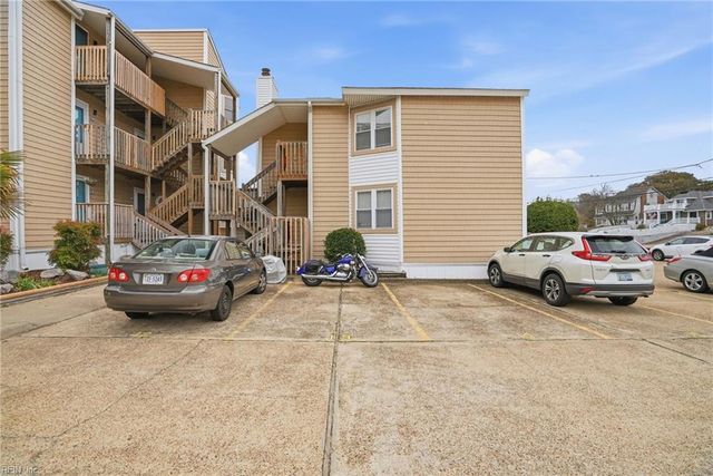 1634 E Ocean View Ave Apt 2E, Norfolk, VA 23503