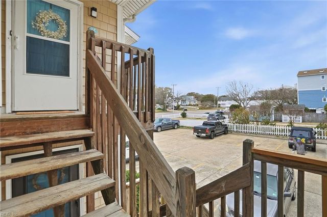 1634 E Ocean View Ave Apt 2E, Norfolk, VA 23503