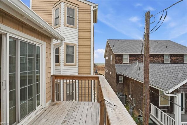 1634 E Ocean View Ave Apt 2E, Norfolk, VA 23503