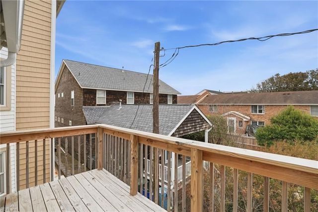 1634 E Ocean View Ave Apt 2E, Norfolk, VA 23503