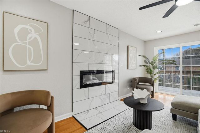 1634 E Ocean View Ave Apt 2E, Norfolk, VA 23503